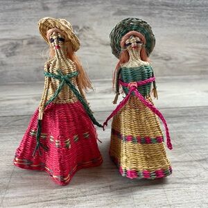 Hand Woven Draw Dolls Folk Art Women In Hats And Dresses Vintage